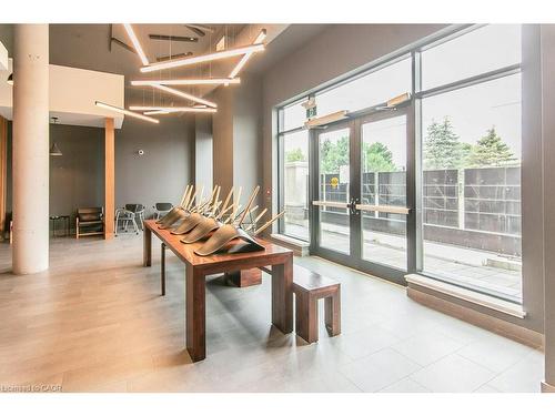 102-251 Northfield Drive E, Waterloo, ON - Indoor Photo Showing Other Room