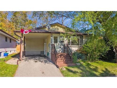 528 Fallingbrook Drive, Waterloo, ON - Outdoor