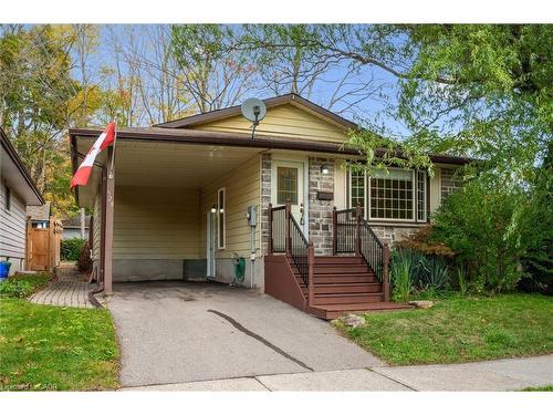 528 Fallingbrook Drive, Waterloo, ON - Outdoor