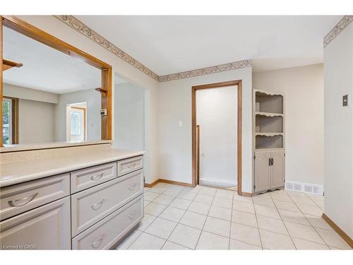 528 Fallingbrook Drive, Waterloo, ON - Indoor Photo Showing Other Room