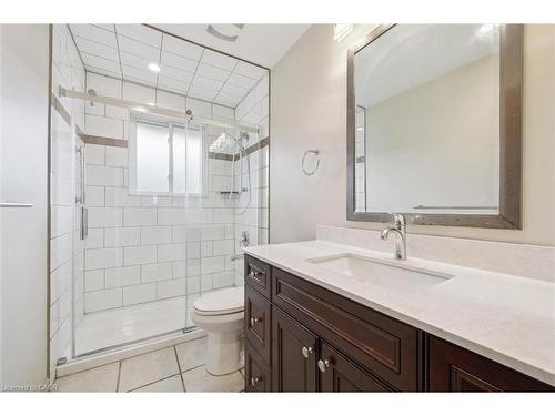 528 Fallingbrook Drive, Waterloo, ON - Indoor Photo Showing Bathroom