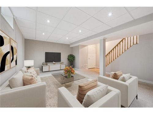 528 Fallingbrook Drive, Waterloo, ON - Indoor