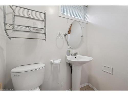 528 Fallingbrook Drive, Waterloo, ON - Indoor Photo Showing Bathroom