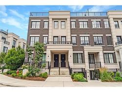 532-657 Cricklewood Drive  Mississauga, ON L5G 0B9