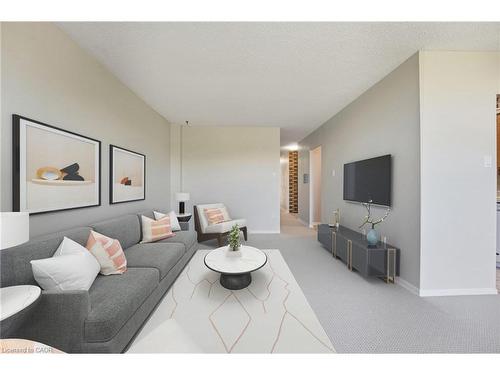 1103-1968 Main Street W, Hamilton, ON - Indoor Photo Showing Living Room