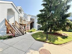 214-1220 Thorpe Road  Burlington, ON L7S 2H5