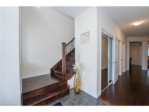 22 Oaktree Drive, Caledonia, ON - Indoor Photo Showing Other Room