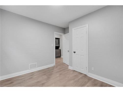 20 West 4Th Street, Hamilton, ON - Indoor Photo Showing Other Room