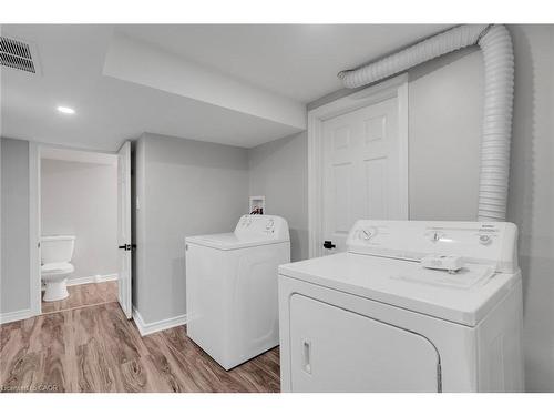 20 West 4Th Street, Hamilton, ON - Indoor Photo Showing Laundry Room
