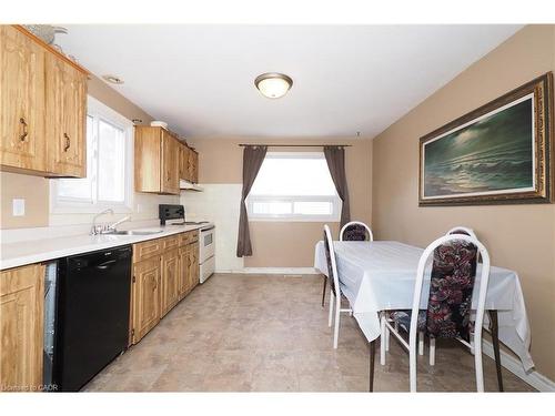 10 Balfour Crescent, Kitchener, ON - Indoor