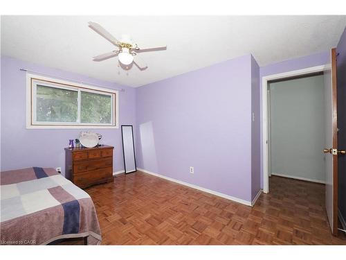 10 Balfour Crescent, Kitchener, ON - Indoor Photo Showing Bedroom