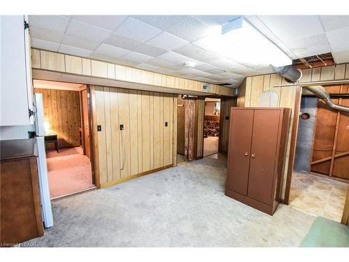 725 Cross Street W, Dunnville, ON - Indoor Photo Showing Basement