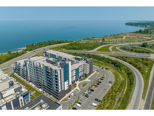 118-16 Concord Place, Grimsby, ON - Outdoor With Body Of Water With View