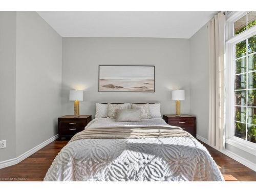 151 Reiber Court, Waterloo, ON - Indoor Photo Showing Bedroom