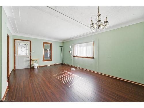 4741 First Avenue, Niagara Falls, ON - Indoor Photo Showing Other Room