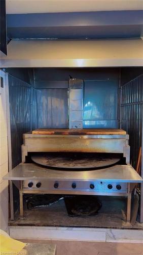 390 Courtland Avenue E, Kitchener, ON 