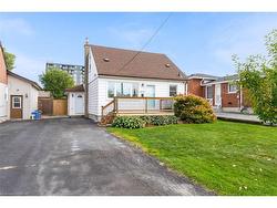 475 East 38th Street  Hamilton, ON L8V 4G7