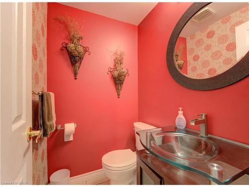 298 Creighton Court, Waterloo, ON - Indoor Photo Showing Bathroom