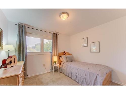 298 Creighton Court, Waterloo, ON - Indoor Photo Showing Bedroom