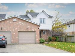 8 Buss Court  Thorold, ON L2V 5B1
