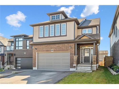 916 Valencia Court  Kitchener, ON N2R 0R5