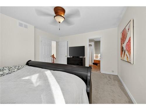 133 Eringate Drive, Stoney Creek, ON - Indoor Photo Showing Bedroom