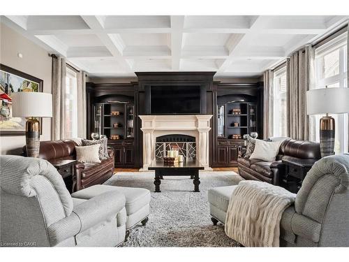 95 Old Ruby Lane, Puslinch, ON - Indoor Photo Showing Living Room With Fireplace