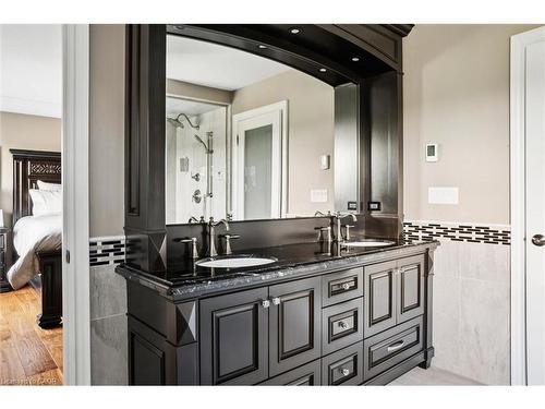 95 Old Ruby Lane, Puslinch, ON - Indoor Photo Showing Bathroom