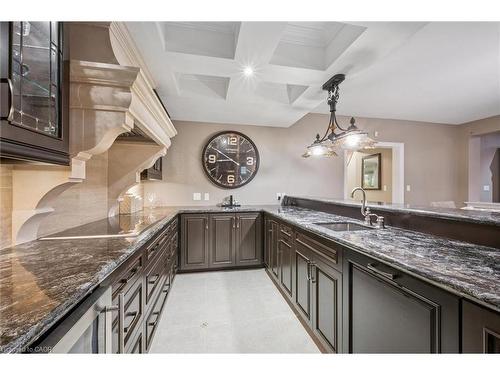 95 Old Ruby Lane, Puslinch, ON - Indoor Photo Showing Kitchen