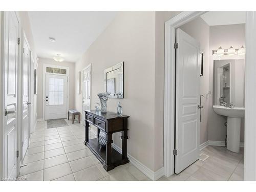 4 Ellis Avenue, St. Catharines, ON - Indoor Photo Showing Other Room