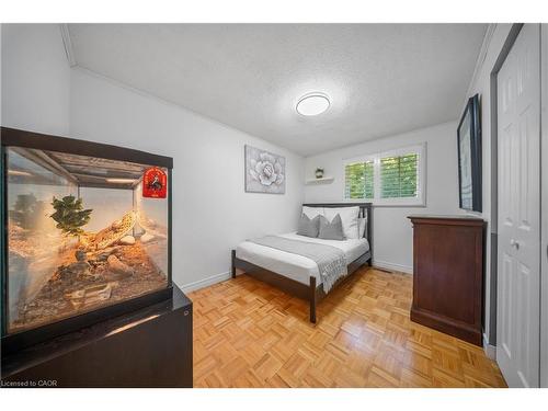 54 Pathfinder Crescent, Kitchener, ON - Indoor Photo Showing Bedroom