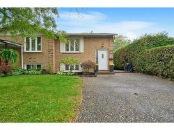 15 Heritage Court  St. Catharines, ON L2S 3H7