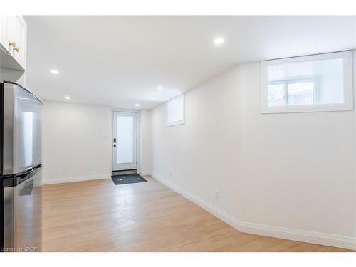 4-113 Catharine Street N, Hamilton, ON - Indoor