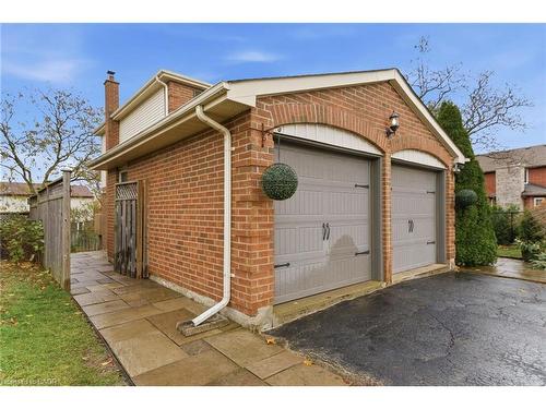 2163 Winding Way, Burlington, ON - Outdoor With Exterior