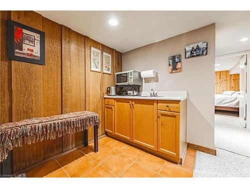 31 Buchanan Street, Hamilton, ON - Indoor Photo Showing Other Room