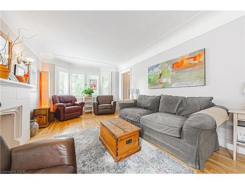 31 Buchanan Street, Hamilton, ON - Indoor Photo Showing Living Room With Fireplace