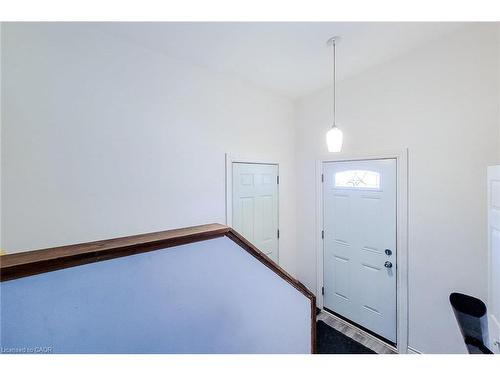 14 Ronaldshay Avenue, Hamilton, ON - Indoor Photo Showing Other Room