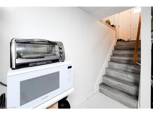 14 Ronaldshay Avenue, Hamilton, ON - Indoor Photo Showing Other Room