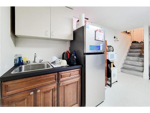 14 Ronaldshay Avenue, Hamilton, ON - Indoor Photo Showing Kitchen