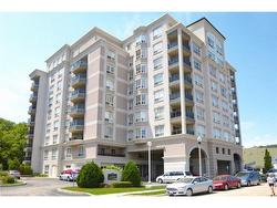 401-4000 Creekside Drive  Dundas, ON L9H 7S9