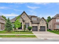 44 Pioneer Ridge Drive  Kitchener, ON N2P 0G6