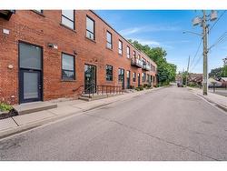 206-85 Spruce Street  Cambridge, ON N1R 4K4