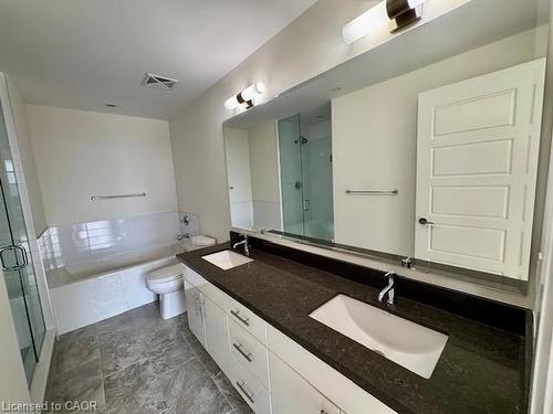 807-2025 Maria Street, Burlington, ON - Indoor Photo Showing Bathroom