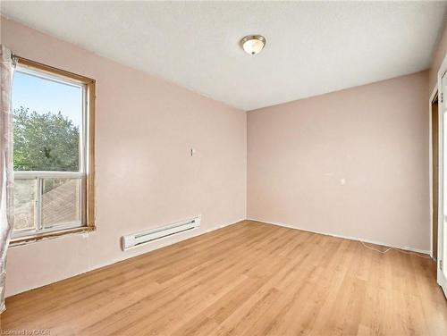 23 Oak Avenue, Hamilton, ON - Indoor Photo Showing Other Room