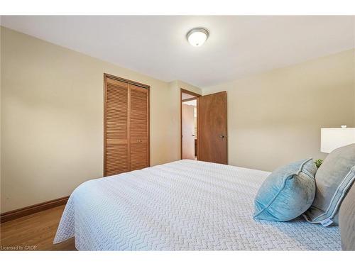 153 Forestwood Drive, Kitchener, ON - Indoor Photo Showing Bedroom