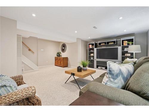 153 Forestwood Drive, Kitchener, ON - Indoor Photo Showing Living Room