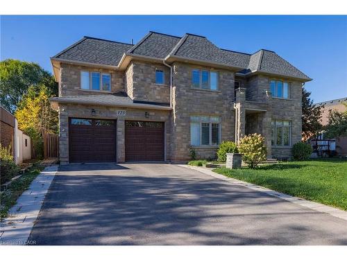 123 Mayfield Drive, Oakville, ON - Outdoor With Facade