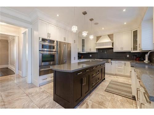 123 Mayfield Drive, Oakville, ON - Indoor Photo Showing Kitchen
