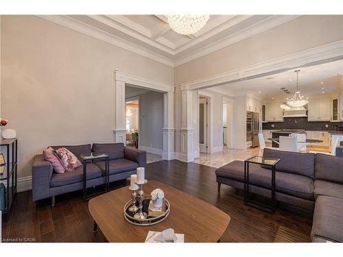 123 Mayfield Drive, Oakville, ON - Indoor Photo Showing Living Room
