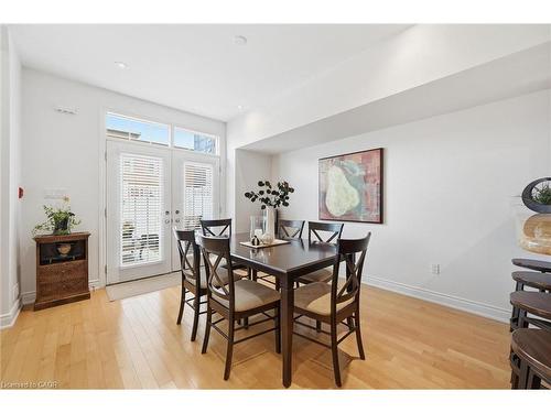 394 Almas Common, Burlington, ON 